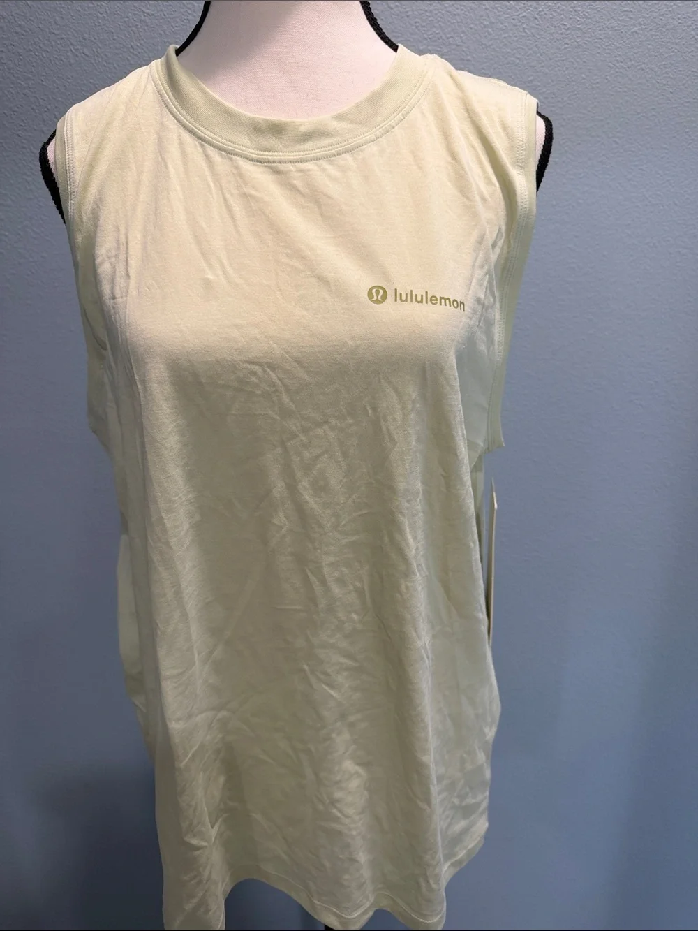 lululemon athletica Sleeveless Crew Tank — Pale Yellow
